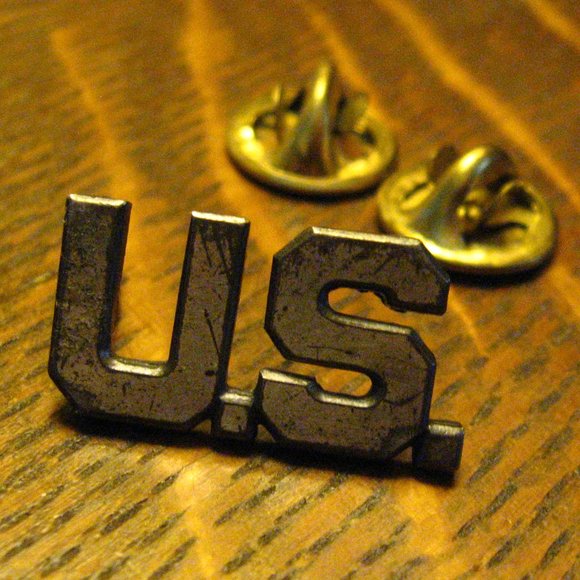 Sterling Silver Vintage U.S. Uniform Lapel Pin - Picture 4 of 4